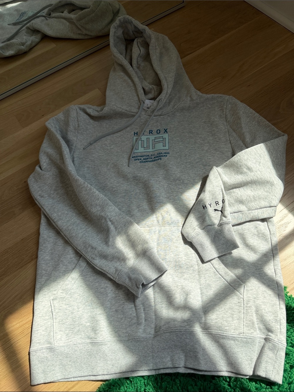 HYROX DC 2025 Puma Grey Hooded Pullover Sweatshirt sz med like new